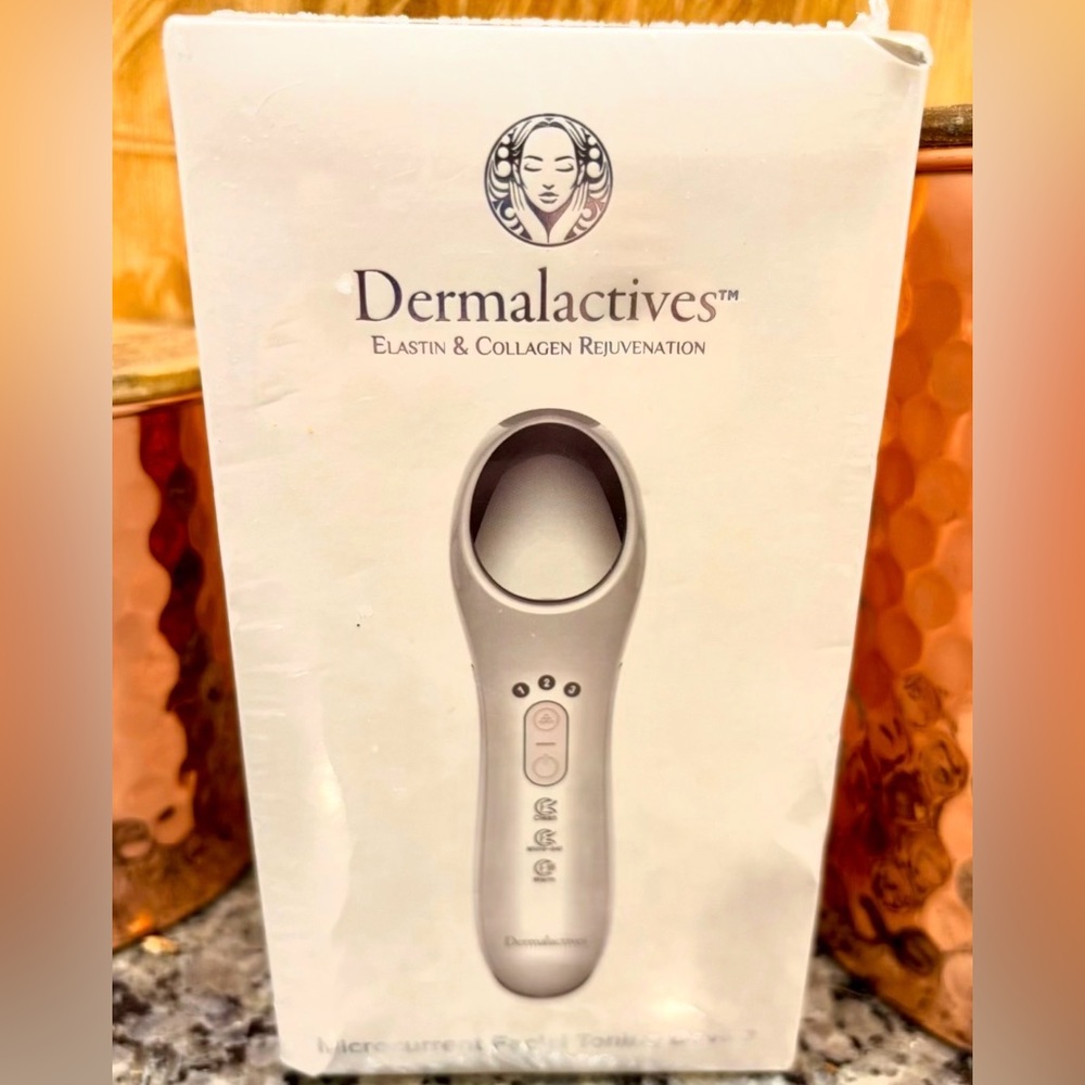 Dermalactives Elastin & Collagen Rejuvenation Microcurrent Facial Toning Device